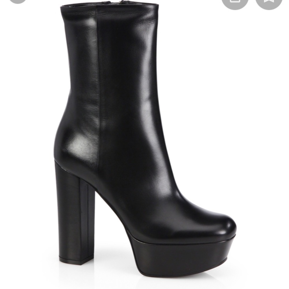 GUCCI black calf leather platform ankle boots